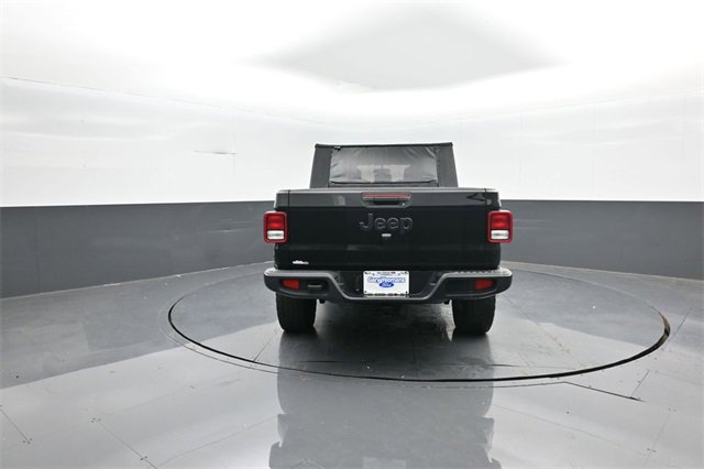Used 2024 Jeep Gladiator Sport image 6
