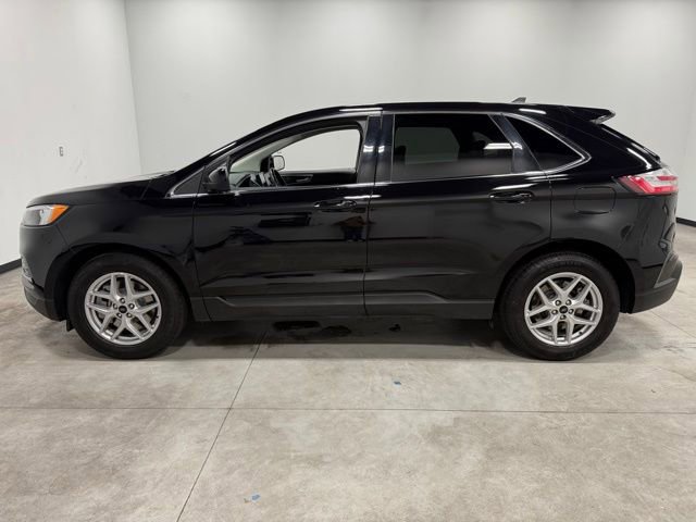 Certified 2023 Ford Edge SEL image 8