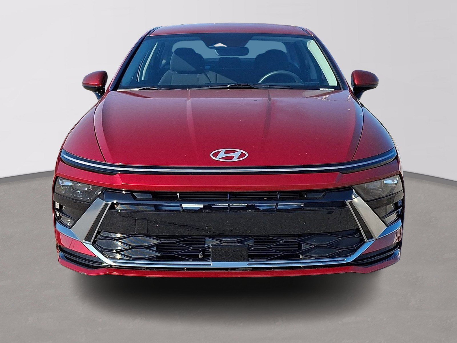 Used 2025 Hyundai Sonata SEL FWD image 2