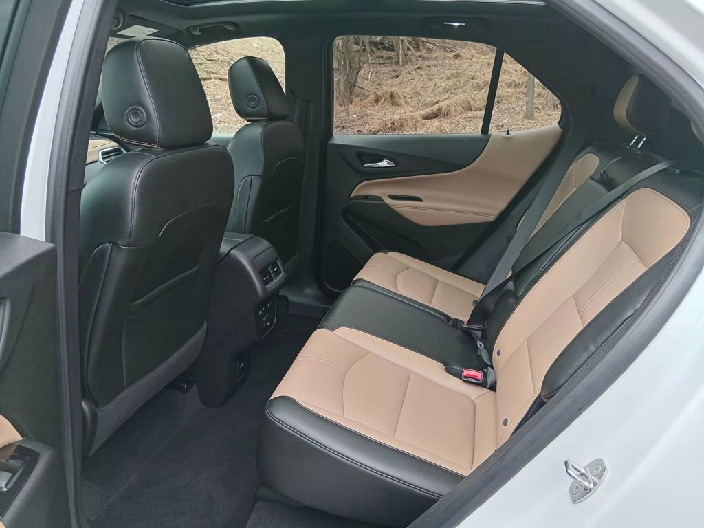 Used 2022 Chevrolet Equinox Premier image 13