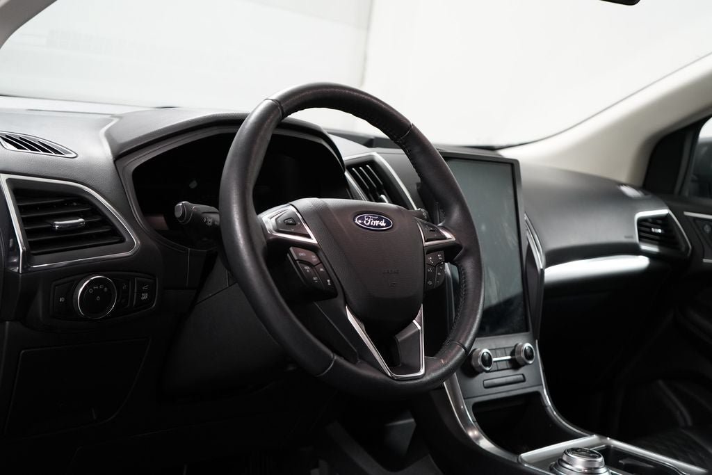 Certified 2023 Ford Edge Titanium AWD/4WD image 25
