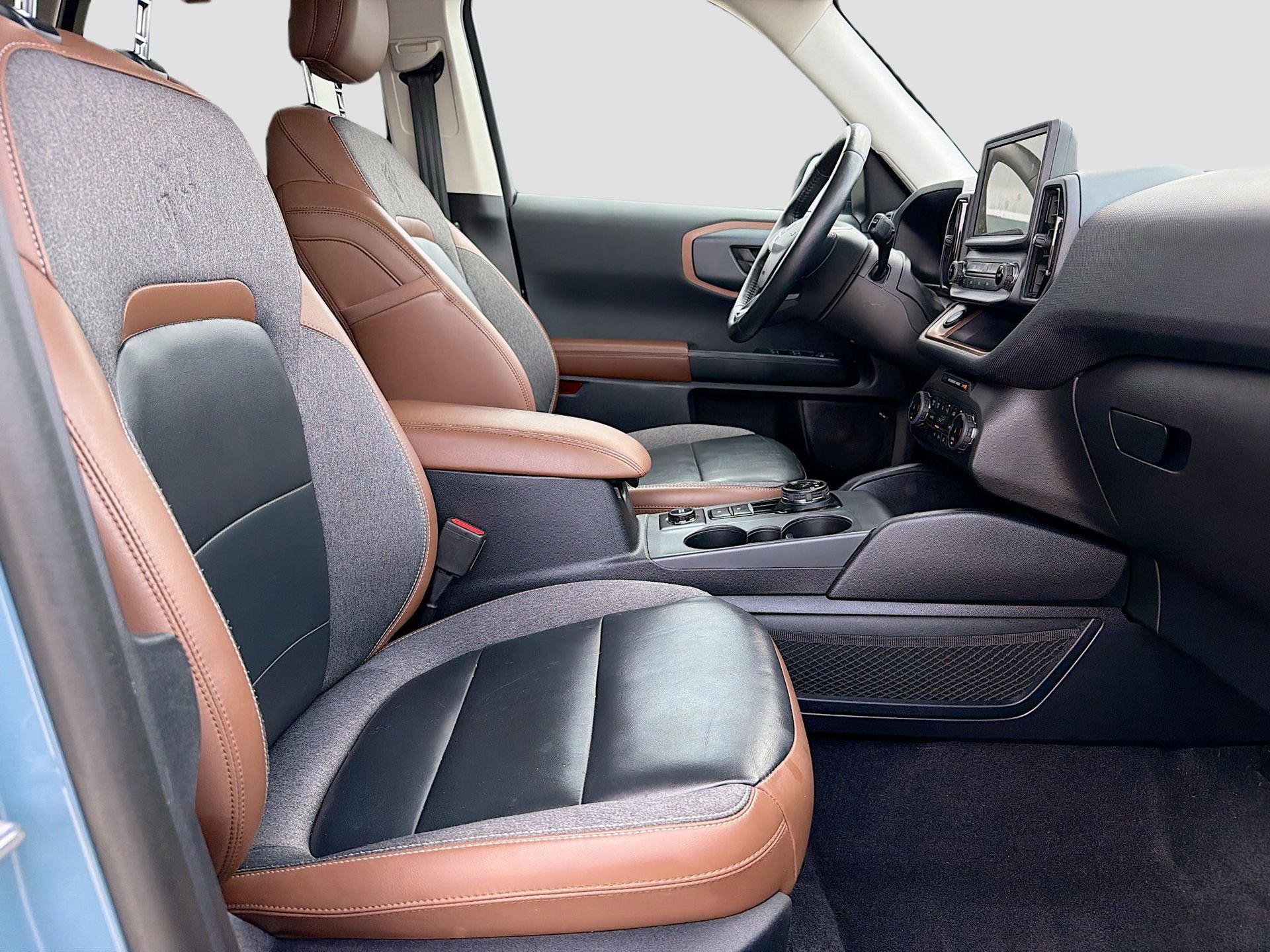 Certified 2023 Ford Bronco Sport Outer Banks w/ Tech Package image 32