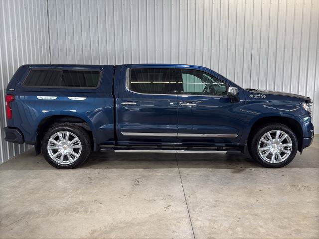 Used 2022 Chevrolet Silverado 1500 High Country w/ Technology Package AWD/4WD image 27