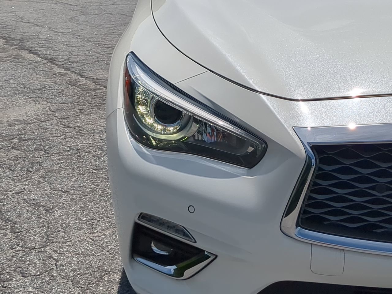 Used 2023 INFINITI Q50 Luxe w/ Cargo Package RWD image 8
