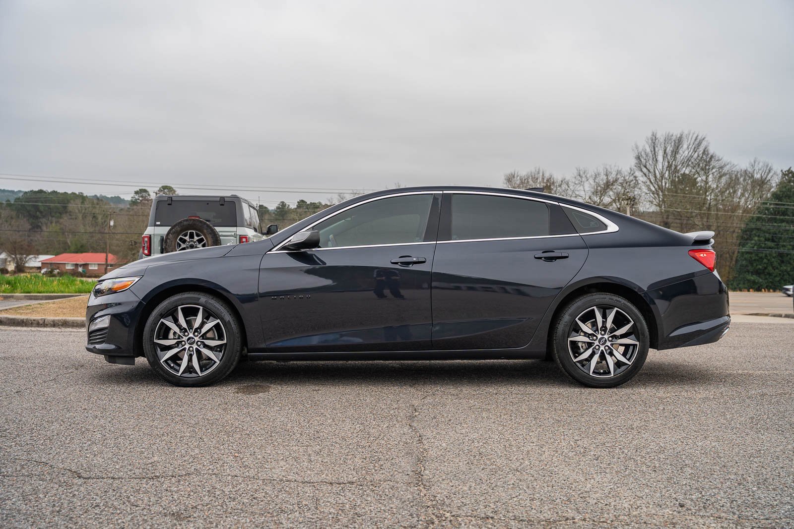 Used 2022 Chevrolet Malibu RS image 2