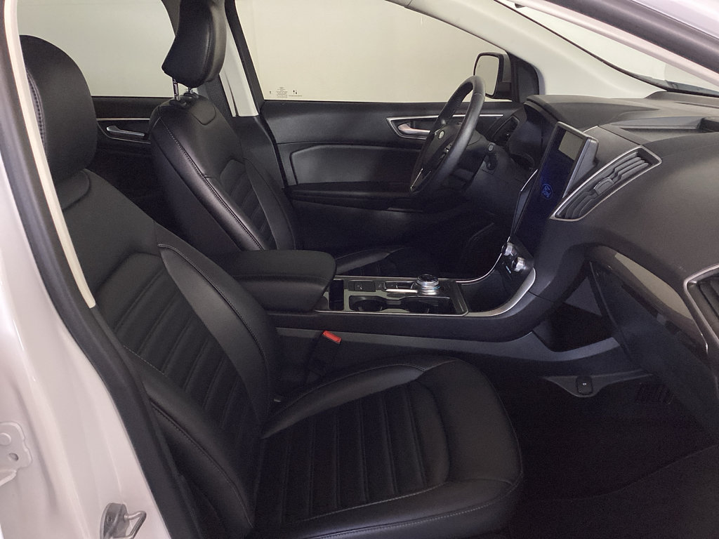 Certified 2024 Ford Edge SEL w/ Convenience Package AWD/4WD image 9