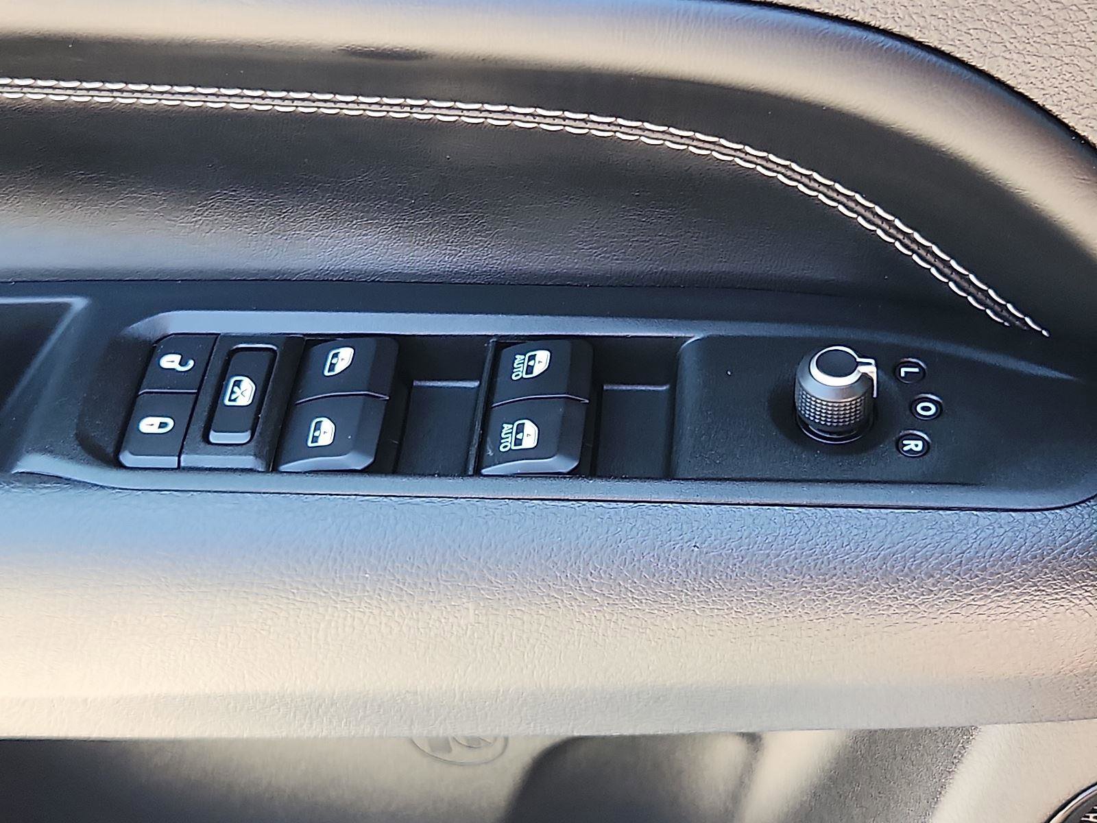 Used 2022 Jeep Compass Latitude AWD/4WD image 22