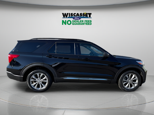 Certified 2023 Ford Explorer XLT w/ Equipment Group 202A AWD/4WD image 6
