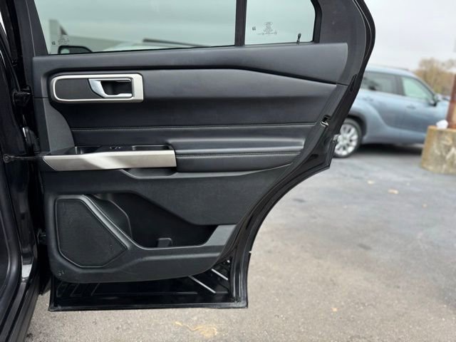 Certified 2023 Ford Explorer XLT w/ Equipment Group 202A image 19