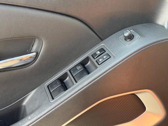 Used 2022 Nissan Frontier SV AWD/4WD image 23