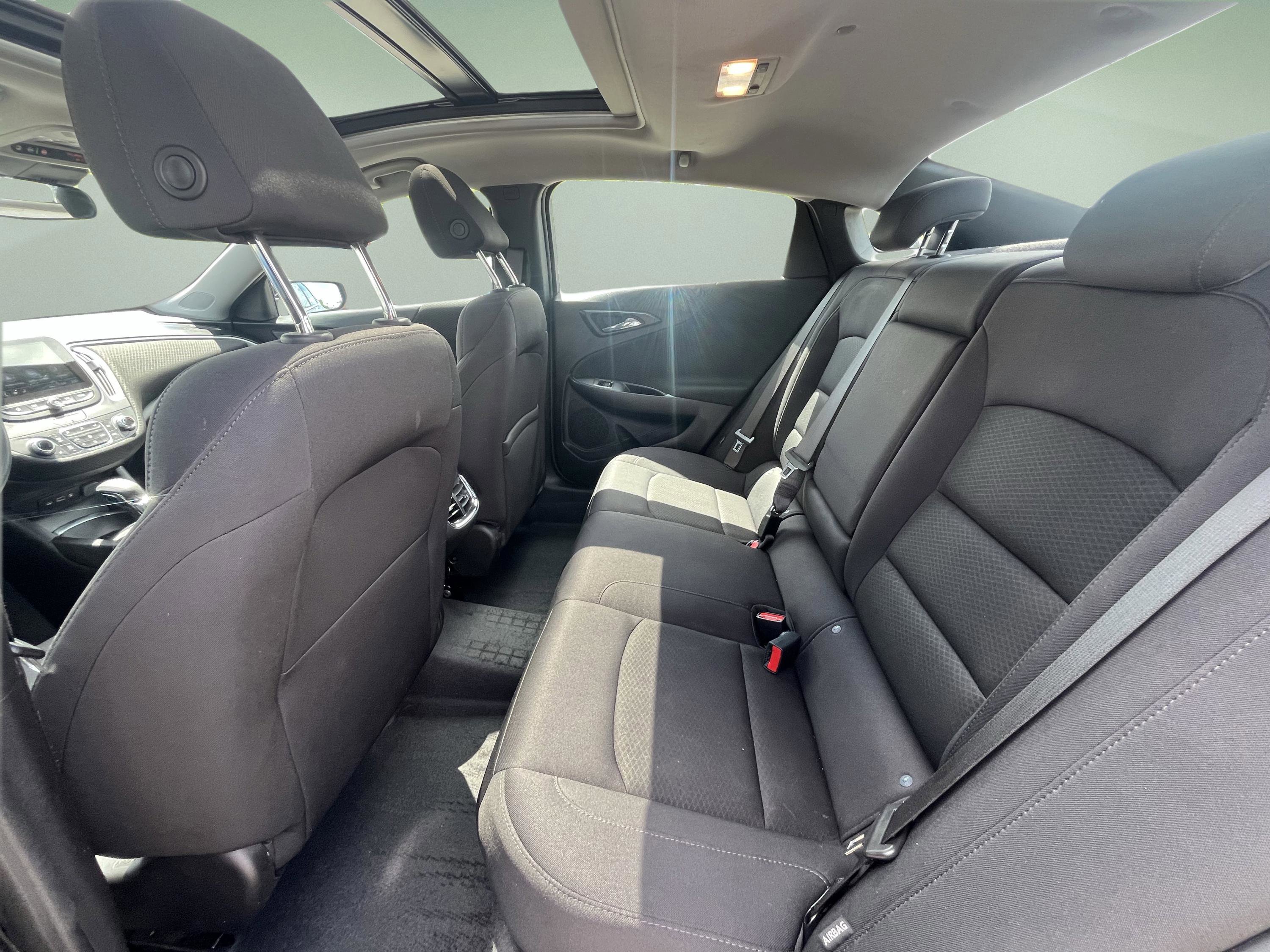 Used 2024 Chevrolet Malibu LT FWD image 9