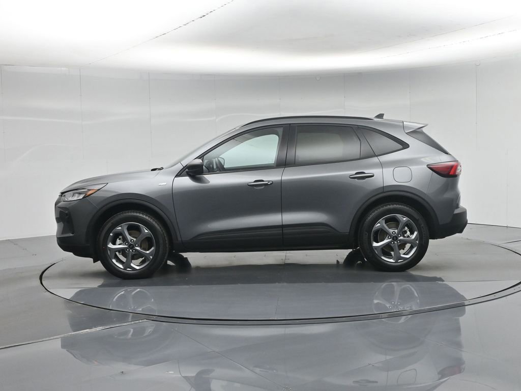 Certified 2025 Ford Escape ST-Line AWD/4WD image 8
