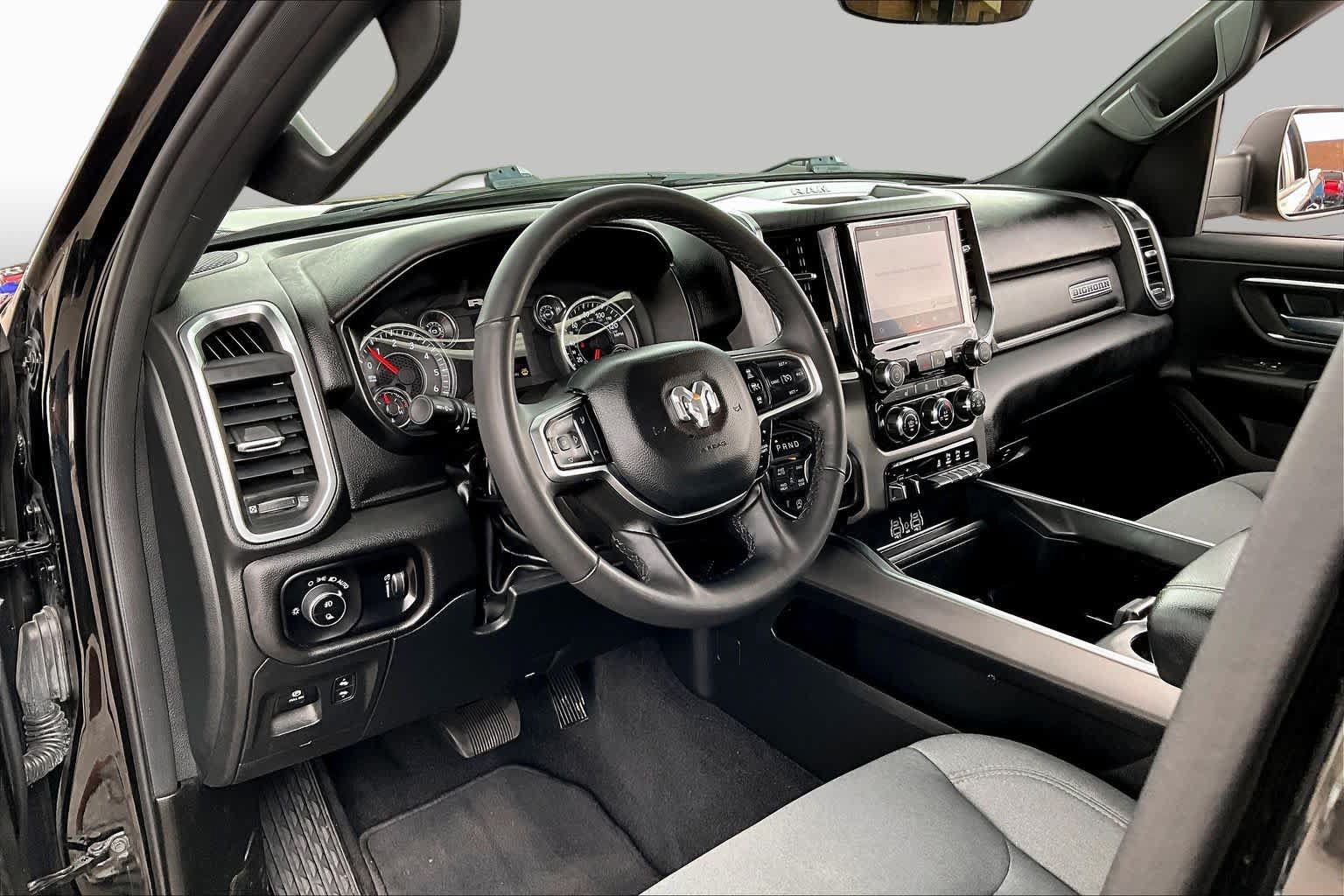 Used 2025 RAM 1500 Big Horn AWD/4WD image 17