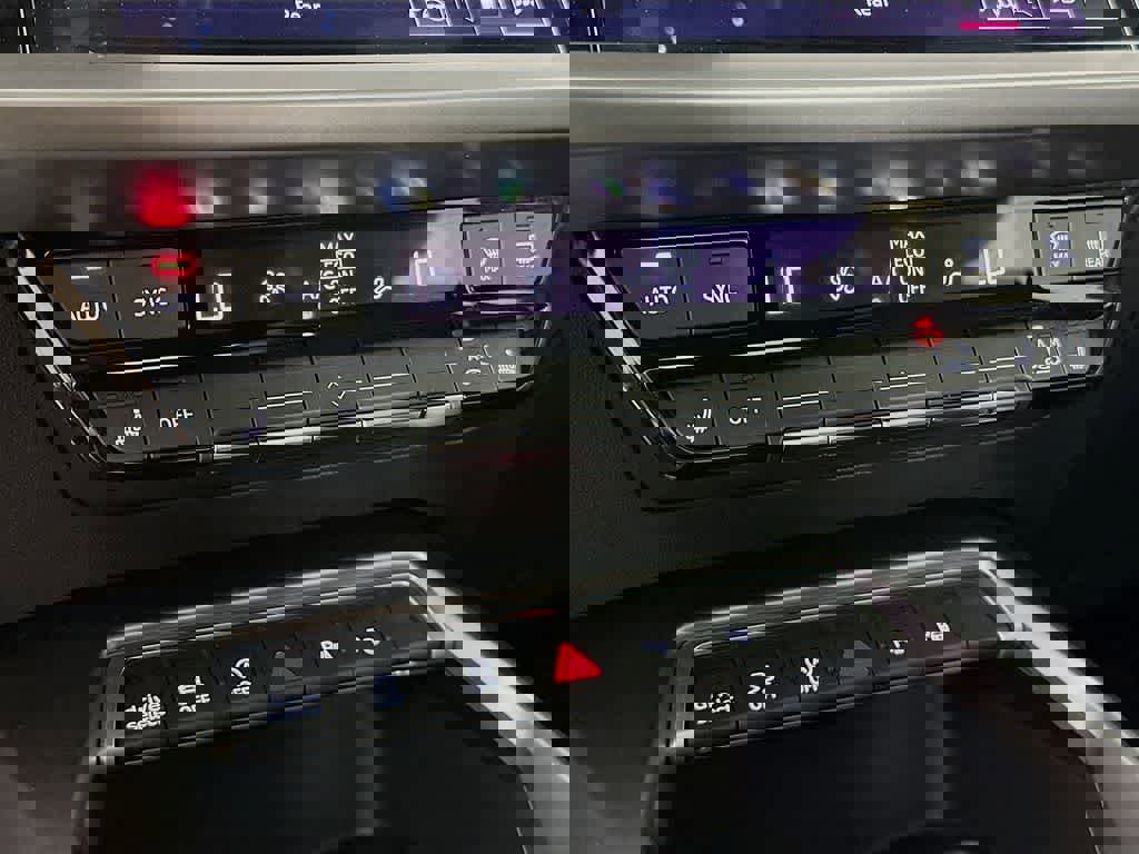 Used 2023 Audi A3 2.0T Premium image 21