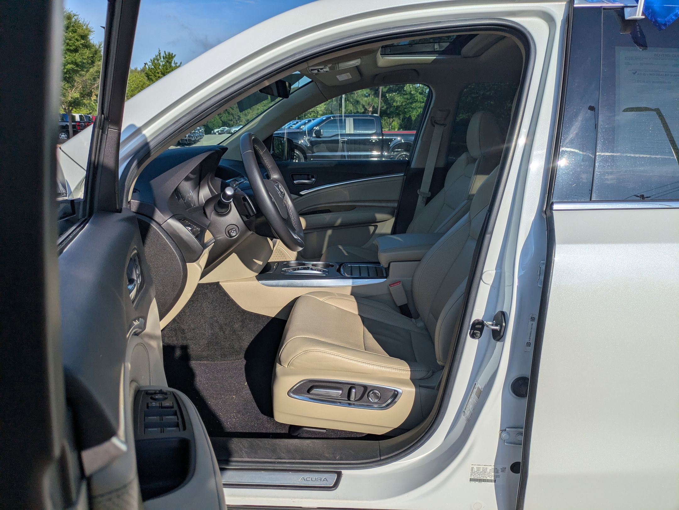 Used 2020 Acura MDX SH-AWD w/ Technology Package image 12