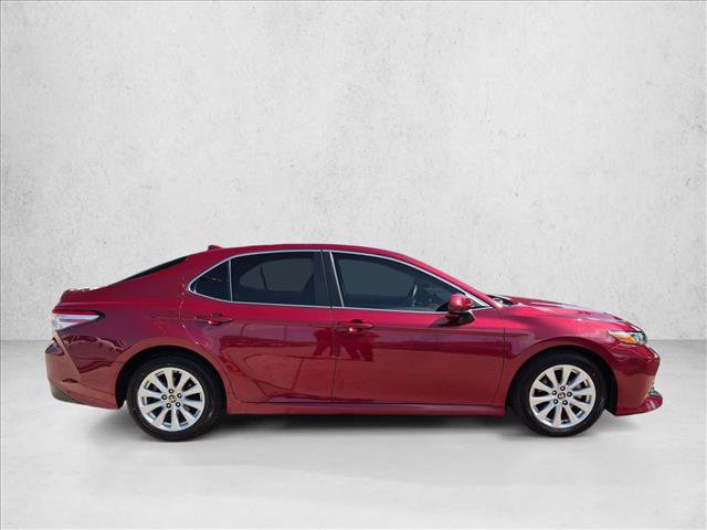 Used 2020 Toyota Camry LE FWD image 4