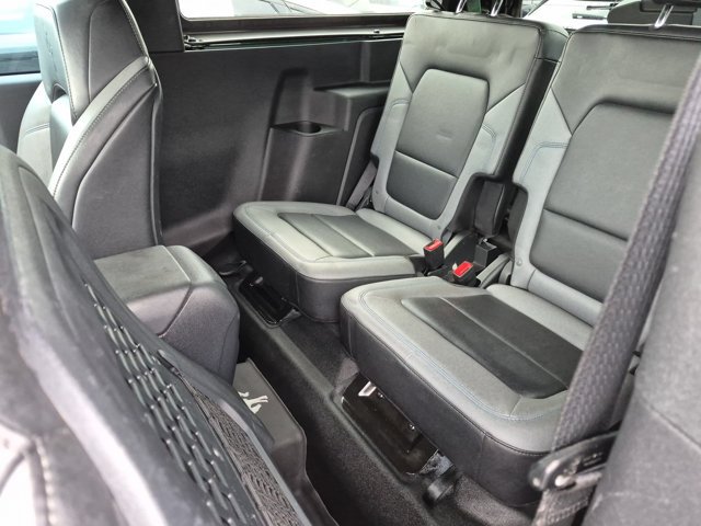 Certified 2023 Ford Bronco Black Diamond AWD/4WD image 30