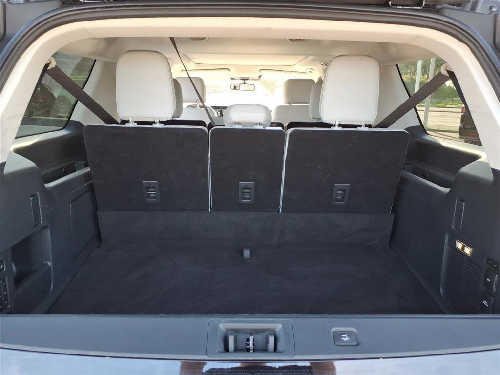 Certified 2025 Ford Expedition Max Platinum AWD/4WD image 7
