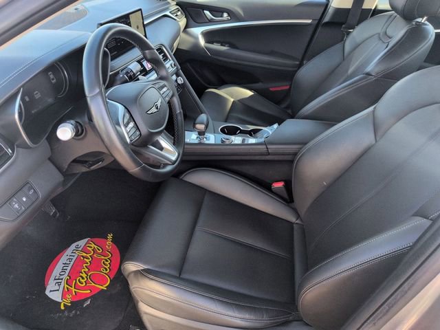 Used 2025 Genesis G70 2.5T image 8