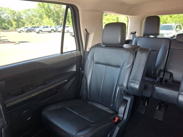 Certified 2024 Ford Expedition XLT AWD/4WD image 12