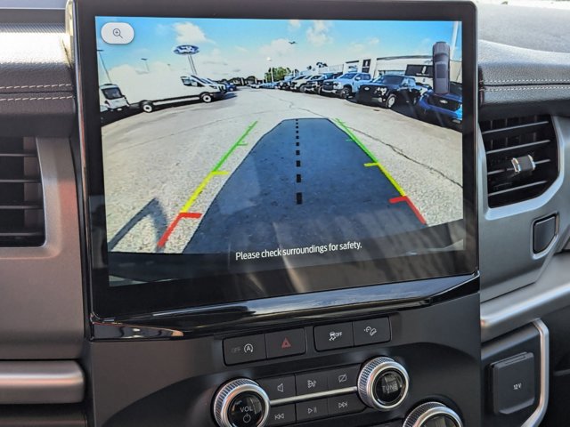 Certified 2024 Ford Expedition XLT image 30