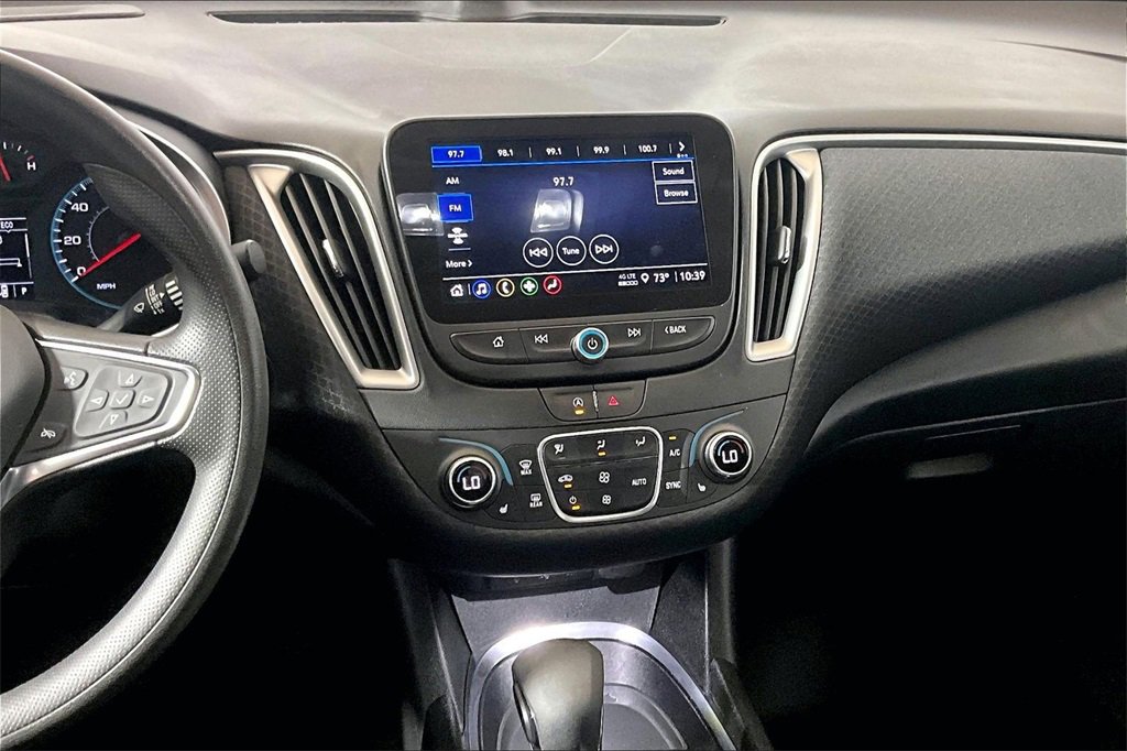 Used 2024 Chevrolet Malibu LT image 5
