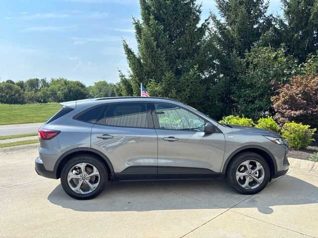 Certified 2026 Ford Escape ST-Line AWD/4WD image 6