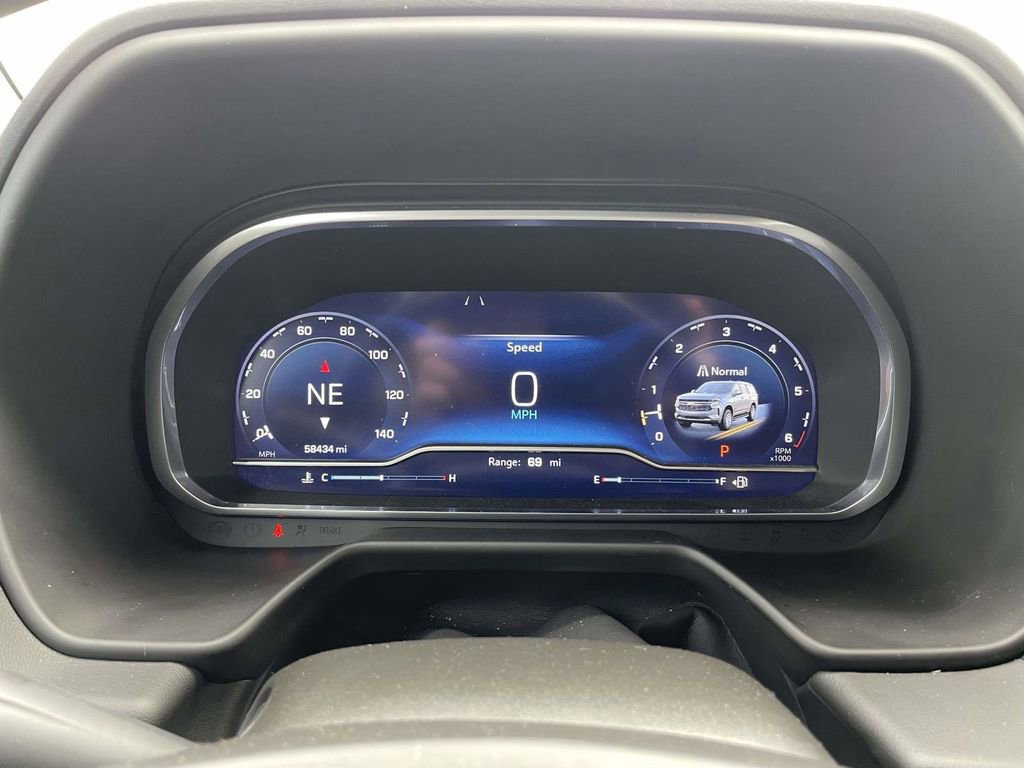 Used 2023 Chevrolet Tahoe LT w/ LT Signature Package image 30