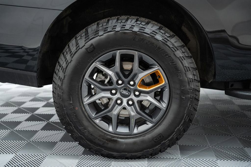 Certified 2025 Ford Expedition Tremor image 24