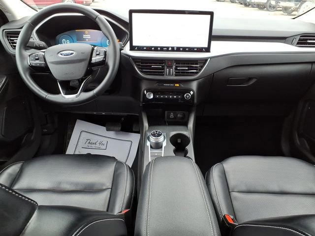Certified 2024 Ford Escape Platinum AWD/4WD image 11
