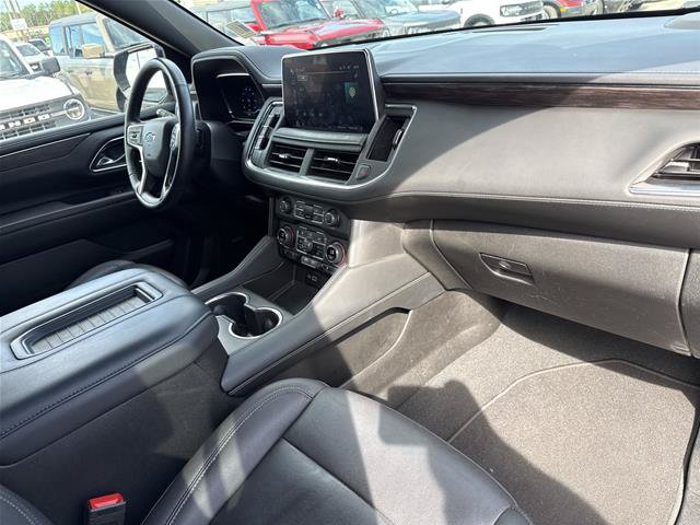 Used 2024 Chevrolet Tahoe Z71 w/ Luxury Package AWD/4WD image 21