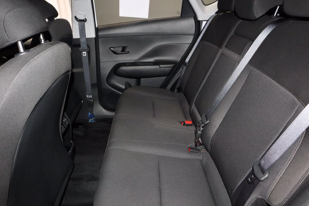 Used 2024 Hyundai Kona SEL w/ Convenience Package AWD/4WD image 22