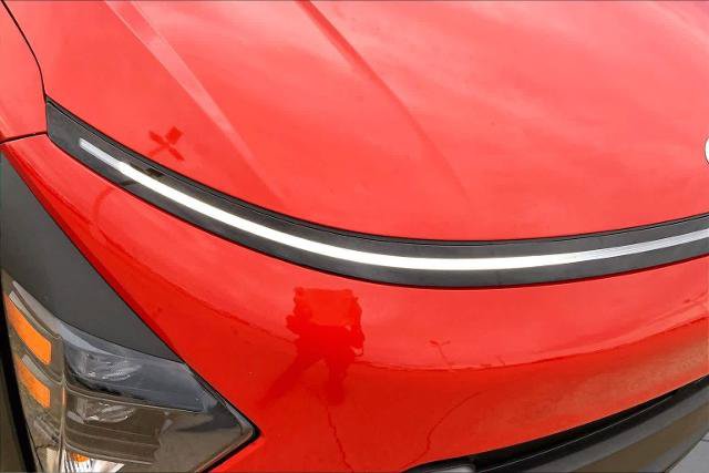 Used 2025 Hyundai Kona SEL AWD/4WD image 27