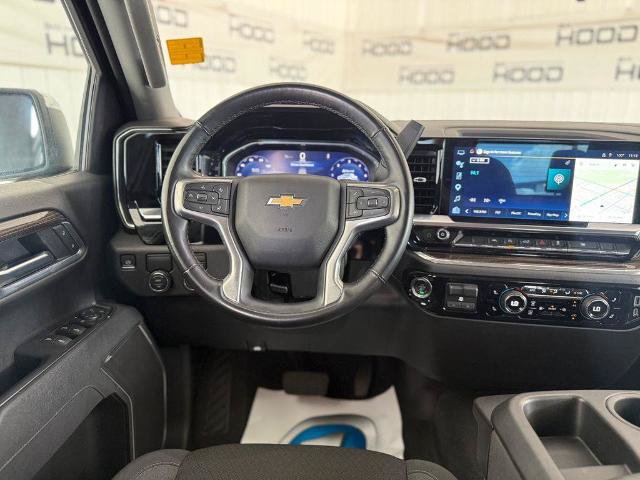 Used 2025 Chevrolet Silverado 1500 LT RWD image 19