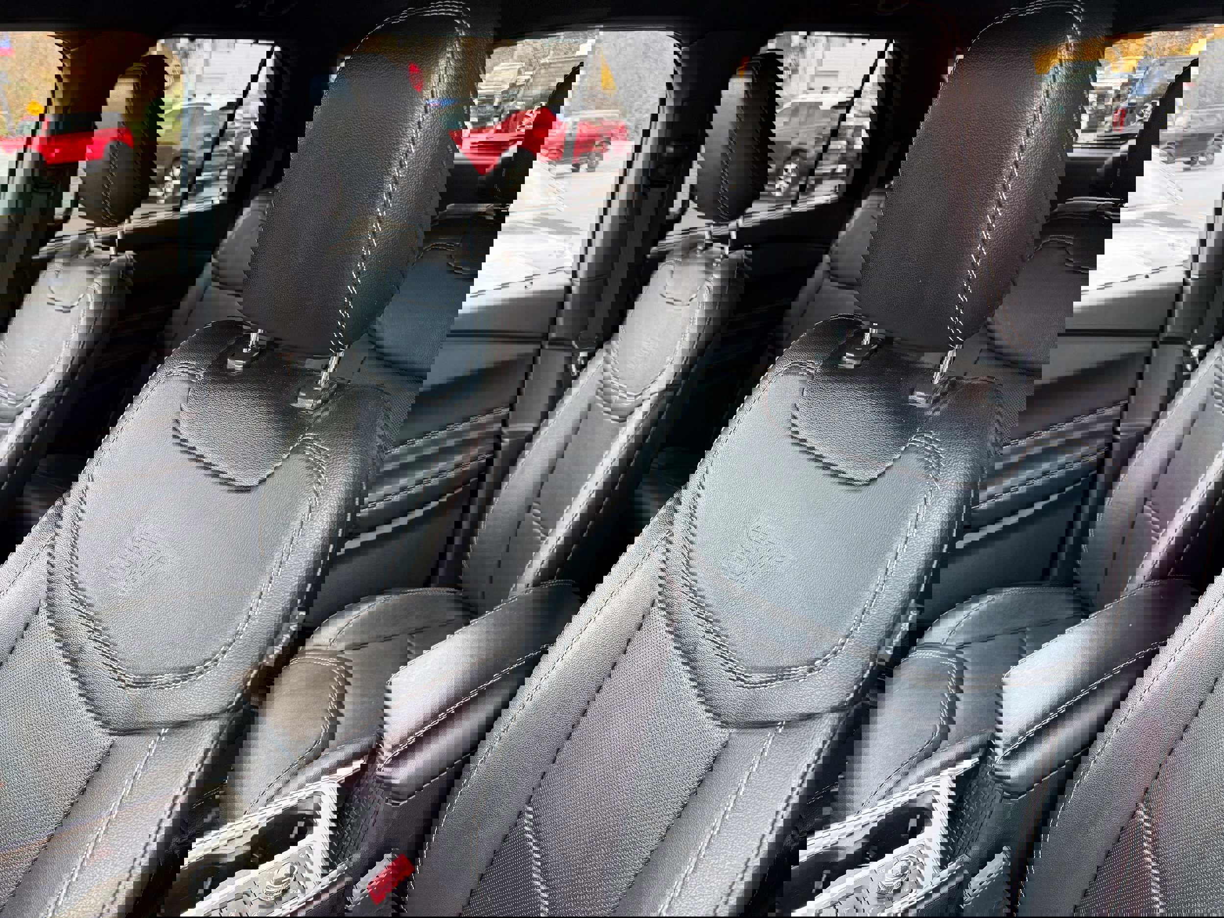 Certified 2020 Ford Explorer ST w/ Premium Technology Package image 9