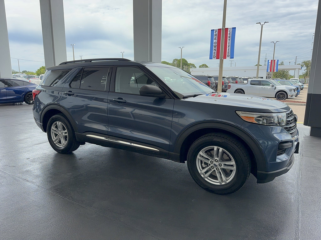 Certified 2020 Ford Explorer XLT AWD/4WD image 5