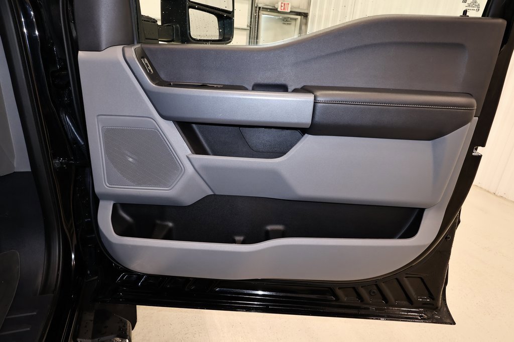 Certified 2024 Ford F450 XLT w/ 360-Degree Camera Package image 22