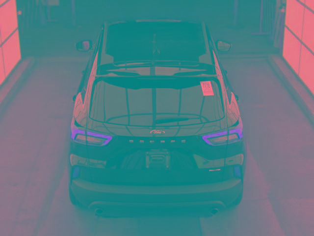 Certified 2025 Ford Escape ST-Line Select AWD/4WD image 4