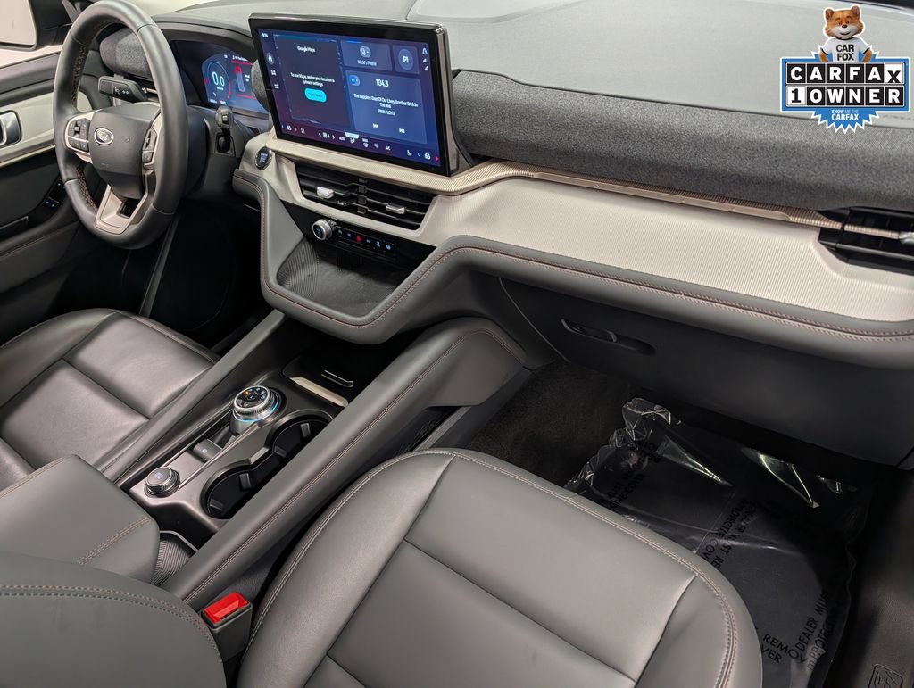 Certified 2025 Ford Explorer Active w/ Active Comfort Package AWD/4WD image 32