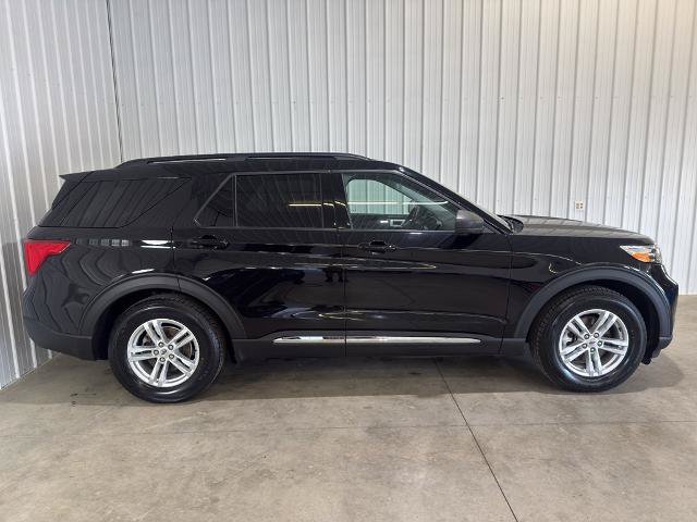 Certified 2021 Ford Explorer XLT w/ Equipment Group 202A RWD image 27