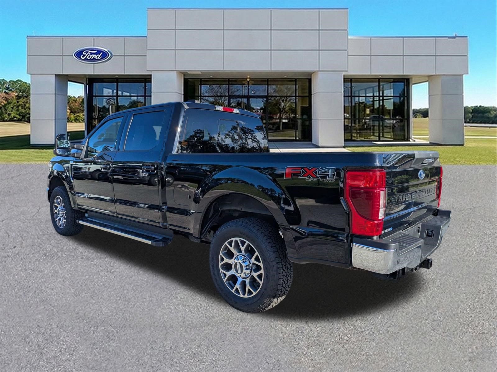 Certified 2022 Ford F250 Lariat w/ Lariat Value Package AWD/4WD image 6