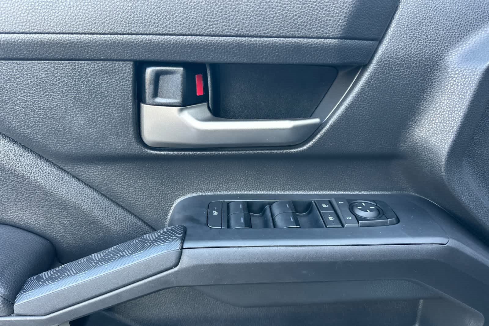 Used 2024 Toyota Tacoma TRD Sport image 13