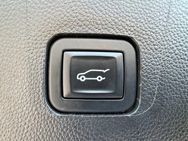 Used 2019 Chevrolet Traverse LT w/ LT Premium Package FWD image 10