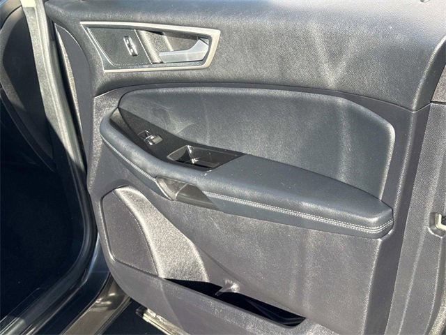 Certified 2019 Ford Edge SEL w/ Equipment Group 201A image 35