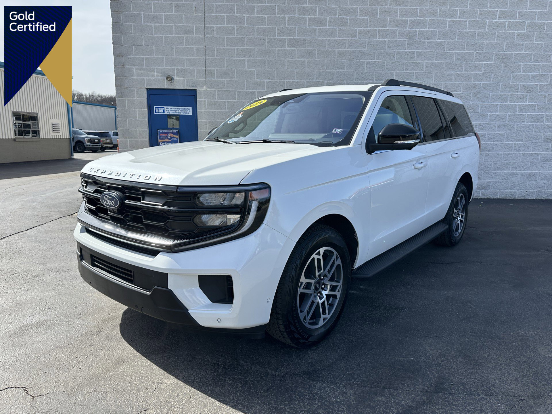 Certified 2025 Ford Expedition Active