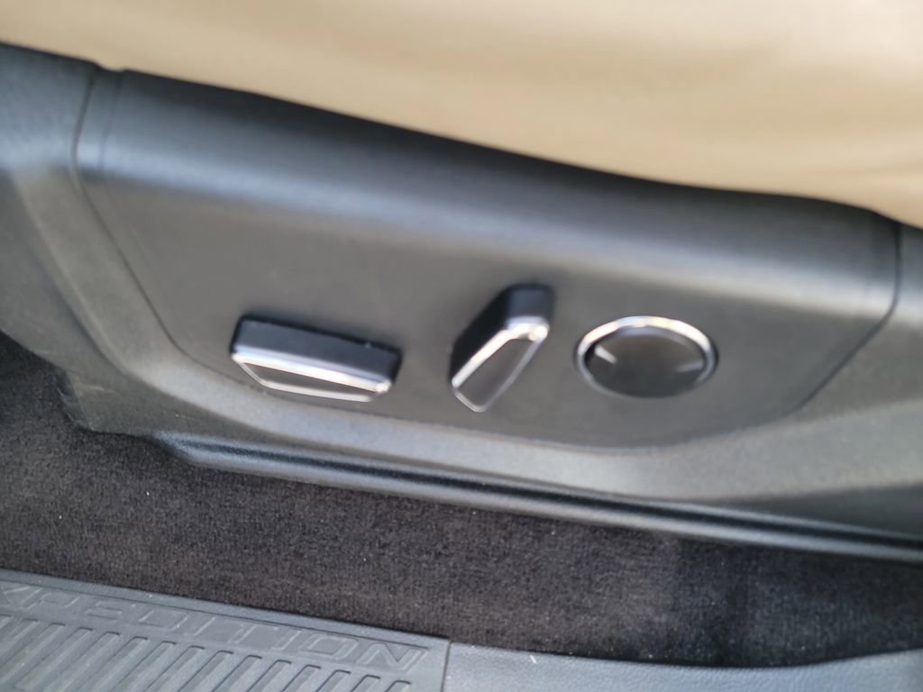 Certified 2023 Ford Expedition Max Limited image 20