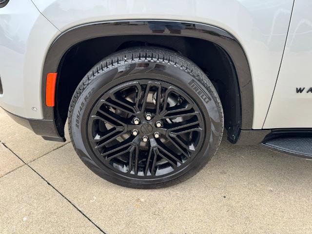 Used 2024 Jeep Wagoneer Series II w/ Convenience Group I image 8