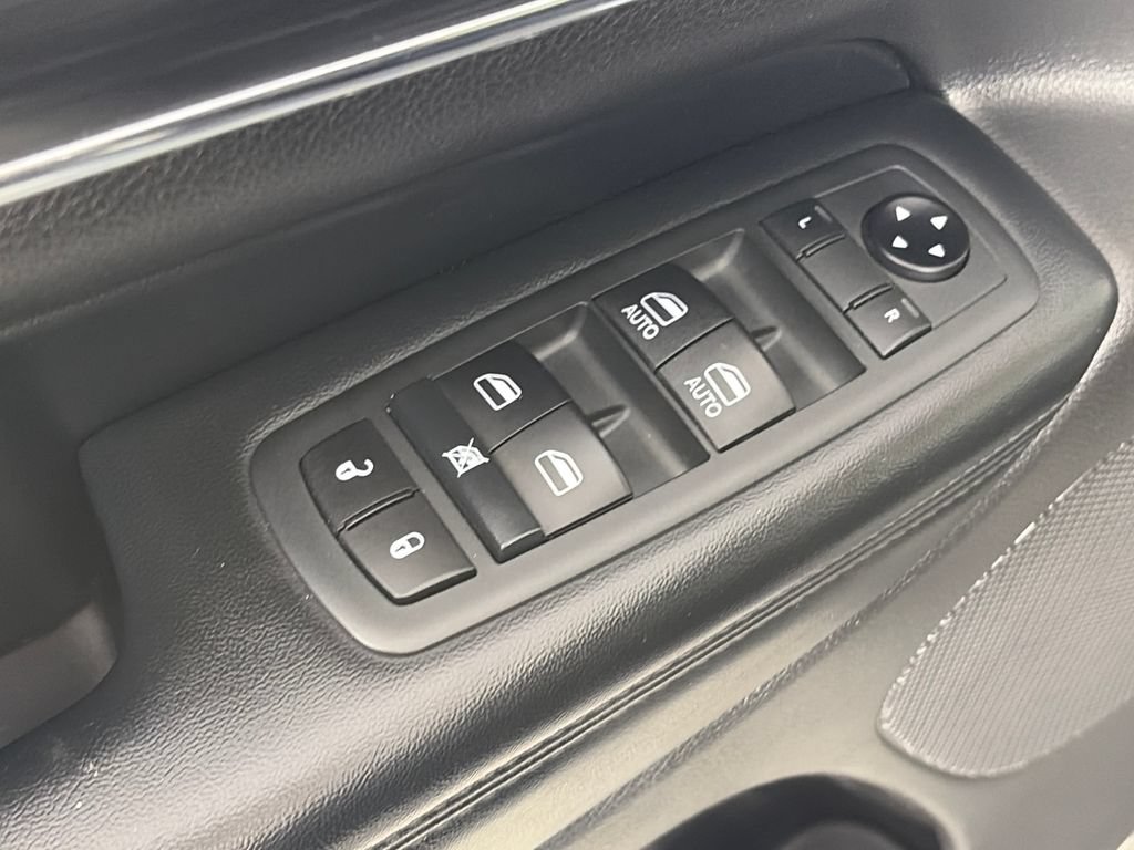 Used 2020 Jeep Grand Cherokee Limited w/ Trailer Tow Group IV AWD/4WD image 25