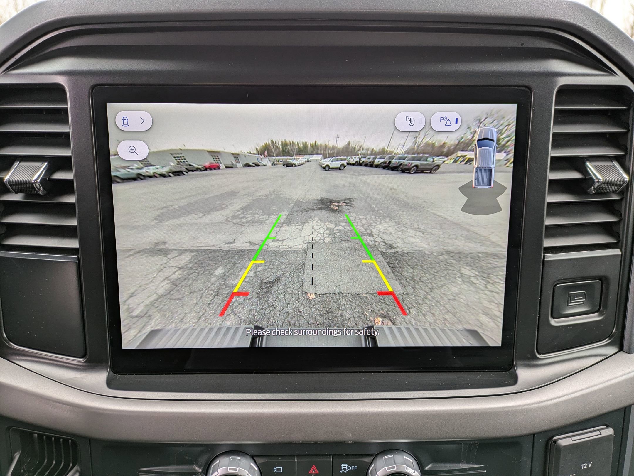 Certified 2025 Ford F150 XLT w/ Equipment Group 301A Standard image 12