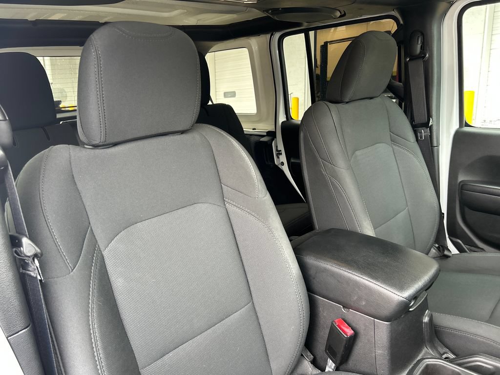 Used 2021 Jeep Wrangler Unlimited Sport AWD/4WD image 14